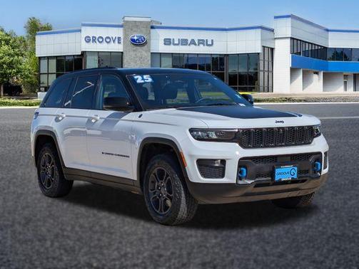 2025 Jeep Grand Cherokee 4xe Trailhawk