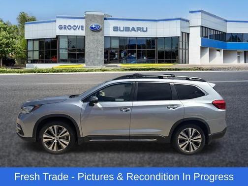 Ice Silver Metallic 2021 Subaru Ascent Limited 8-Passenger