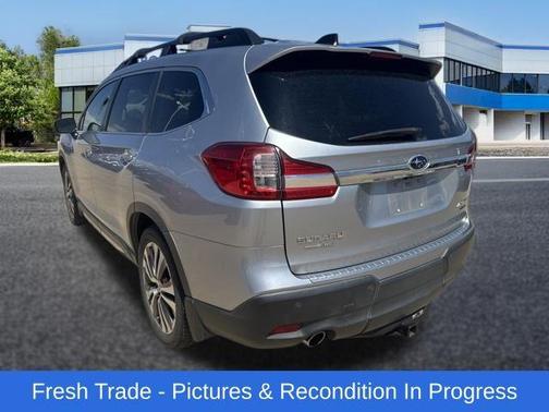 Ice Silver Metallic 2021 Subaru Ascent Limited 8-Passenger