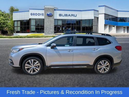Ice Silver Metallic 2021 Subaru Ascent Limited 8-Passenger