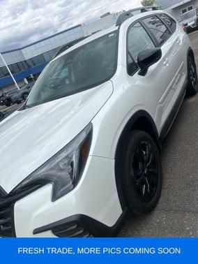 Crystal White Pearl 2025 Subaru Ascent Onyx Edition Touring