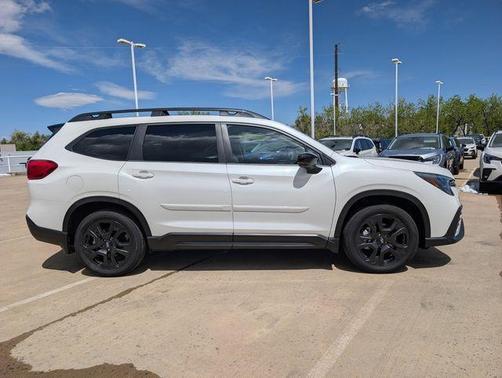 Crystal White Pearl 2025 Subaru Ascent Onyx Edition Touring