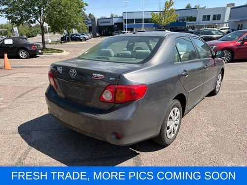 Magnetic Gray Metallic 2009 Toyota Corolla LE