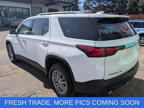 2022 Chevrolet Traverse LT Cloth