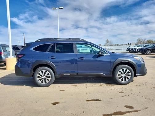 Cosmic Blue Pearl 2025 Subaru Outback Premium