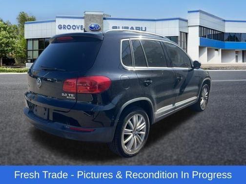Deep Black 2015 Volkswagen Tiguan 4MOTION Auto SEL