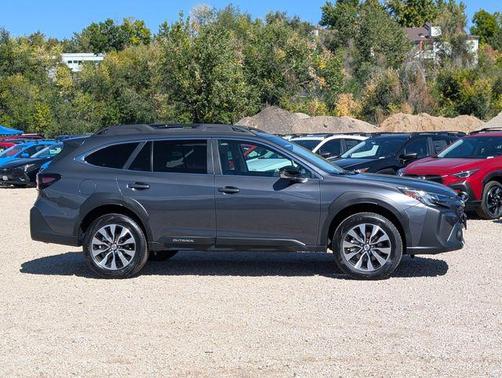 2025 Subaru Outback Limited XT