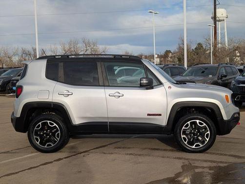 2017 Jeep Renegade Trailhawk