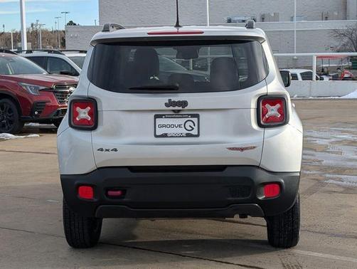 2017 Jeep Renegade Trailhawk