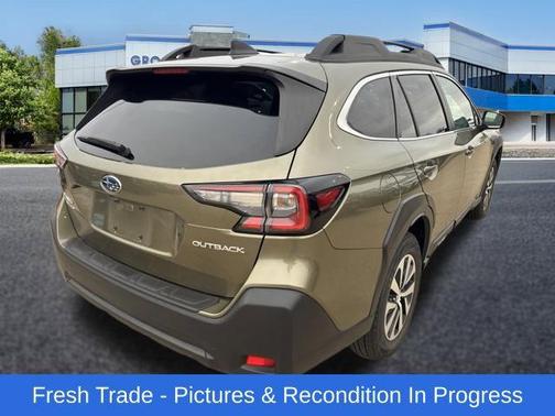 Autumn Green Metallic 2025 Subaru Outback Premium