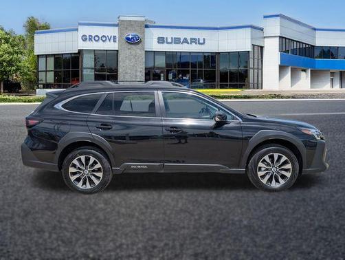 Crystal Black Silica 2025 Subaru Outback Limited