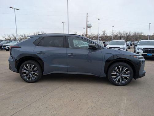 Gray Pearl 2026 Subaru Solterra Limited XT