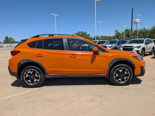 Sunshine Orange 2019 Subaru Crosstrek 2.0i Premium