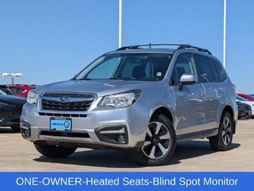 Ice Silver Metallic 2017 Subaru Forester 2.5i Premium