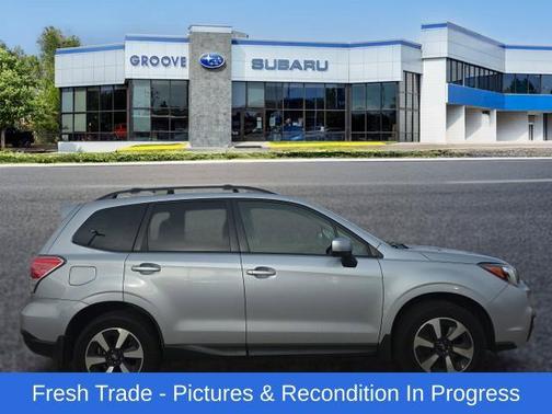 Ice Silver Metallic 2017 Subaru Forester 2.5i Premium