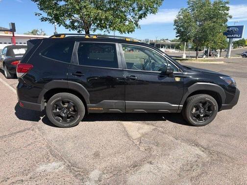 Crystal Black Silica 2024 Subaru Forester Wilderness