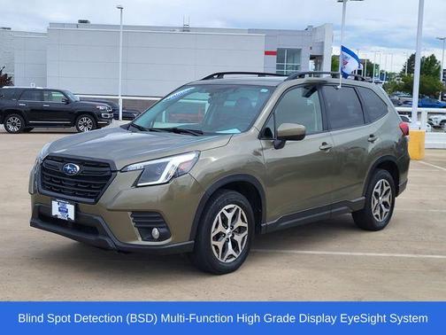 2022 Subaru Forester Premium