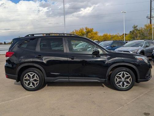 2022 Subaru Forester Premium