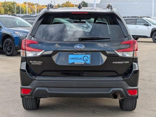 2022 Subaru Forester Premium