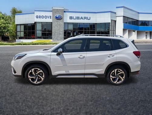Crystal White Pearl 2023 Subaru Forester Touring