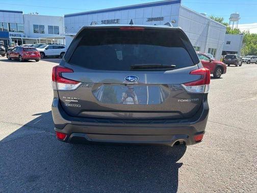 Magnetite Gray Metallic 2020 Subaru Forester Premium