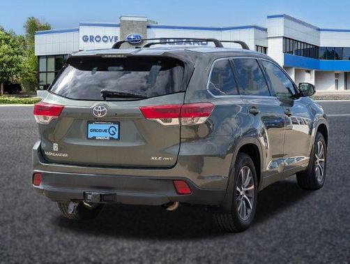 Alumina Jade Metallic 2017 Toyota Highlander XLE