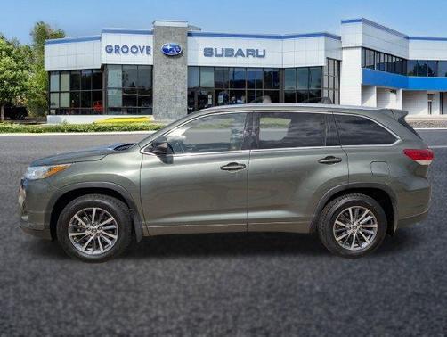 Alumina Jade Metallic 2017 Toyota Highlander XLE