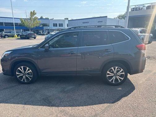 Magnetite Gray Metallic 2023 Subaru Forester Limited
