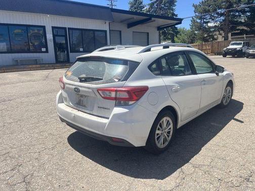 2018 Subaru Impreza 2.0i Premium