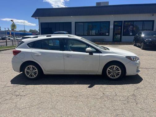 2018 Subaru Impreza 2.0i Premium