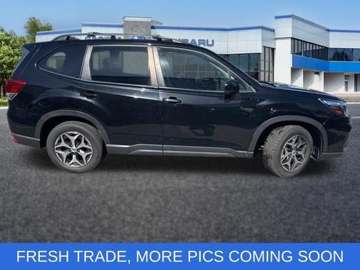 Crystal Black Silica 2019 Subaru Forester Premium