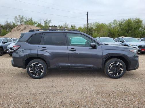 Magnetite Gray Metallic 2026 Subaru Forester Premium