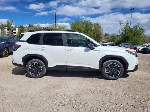 Crystal White Pearl 2026 Subaru Forester Premium