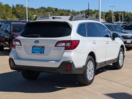 2019 Subaru Outback 2.5i