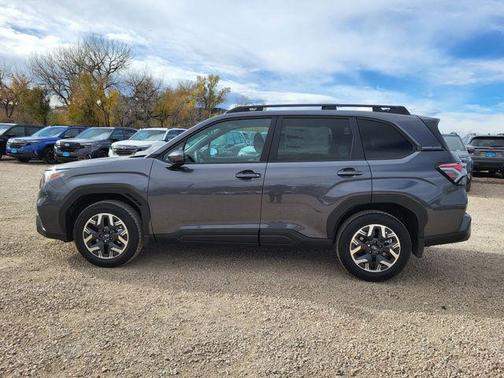 Magnetite Gray Metallic 2026 Subaru Forester Premium