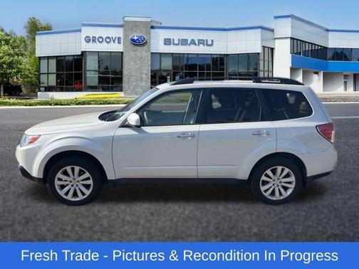 White 2012 Subaru Forester 2.5X Limited