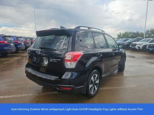 Crystal Black Silica 2018 Subaru Forester 2.5i Premium