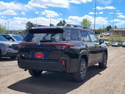 Crystal Black Silica 2026 Subaru Outback Premium