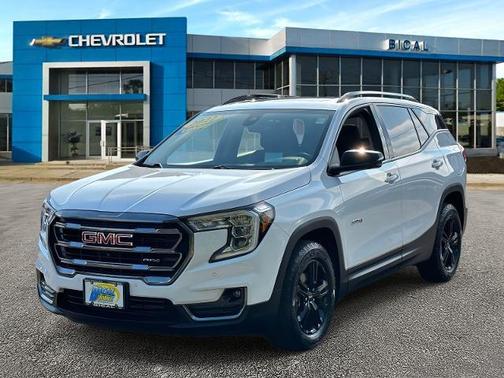 2022 GMC Terrain AT4