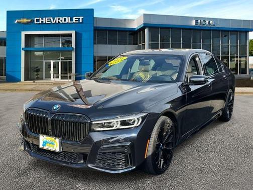 2021 BMW 750 i xDrive