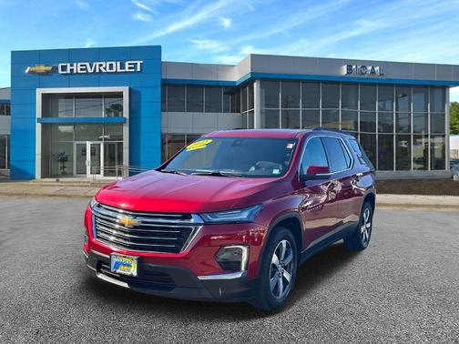 2022 Chevrolet Traverse LT Leather