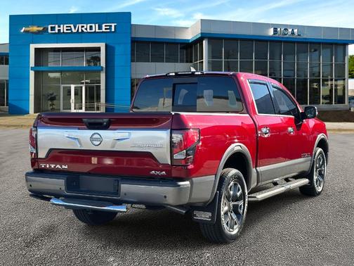 2023 Nissan Titan Platinum Reserve