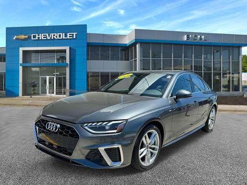 2024 Audi A4 45 S line quattro Premium
