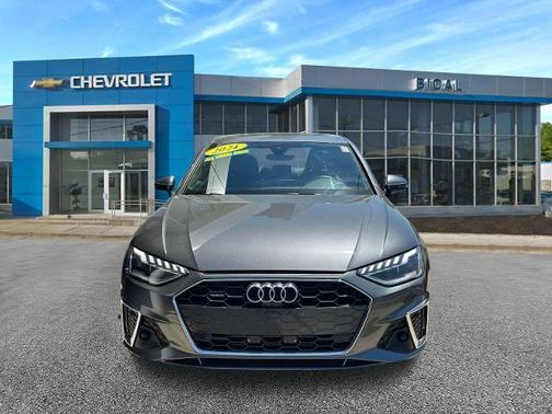 2024 Audi A4 45 S line quattro Premium