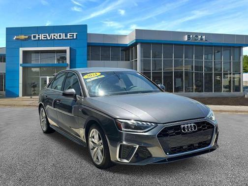 2024 Audi A4 45 S line quattro Premium