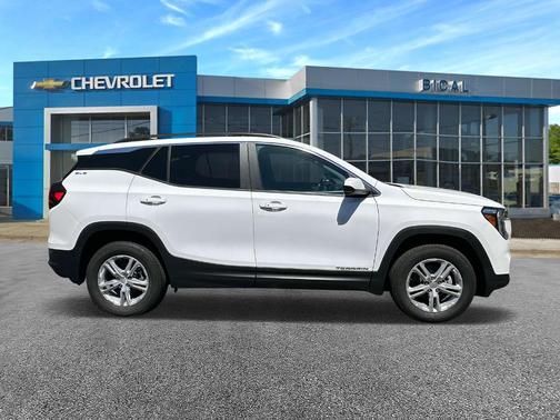 2022 GMC Terrain SLE