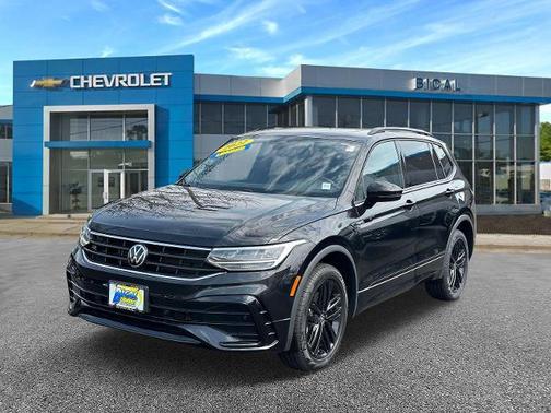 2022 Volkswagen Tiguan 2.0T SE R-Line Black