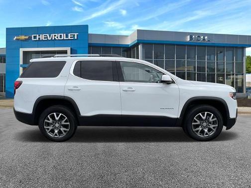 2022 GMC Acadia SLE