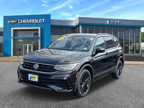 2022 Volkswagen Tiguan 2.0T SE R-Line Black