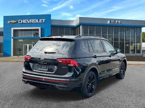 2022 Volkswagen Tiguan 2.0T SE R-Line Black